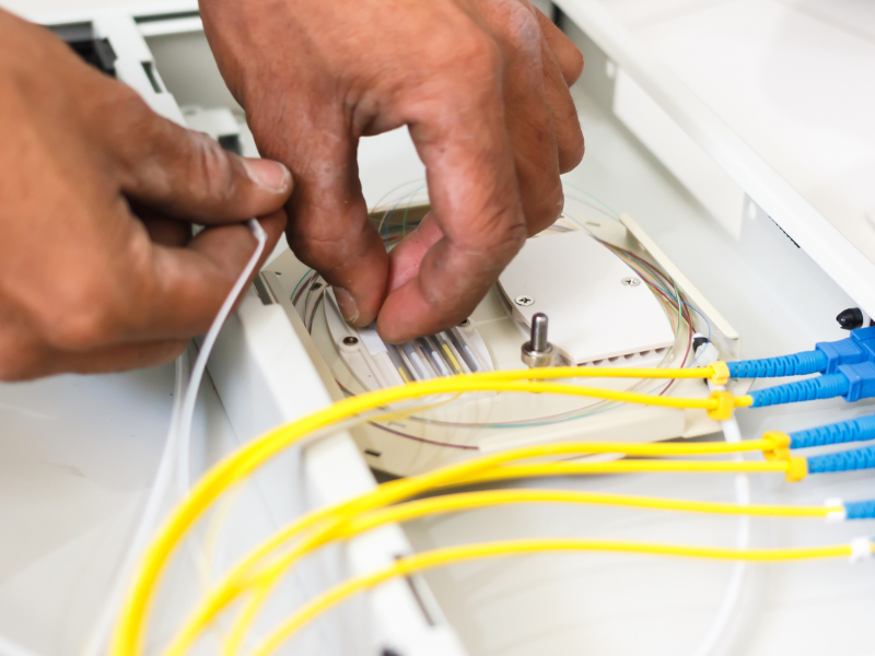 Raccordement de fibre optique réalisé par Air'Elec Anjou